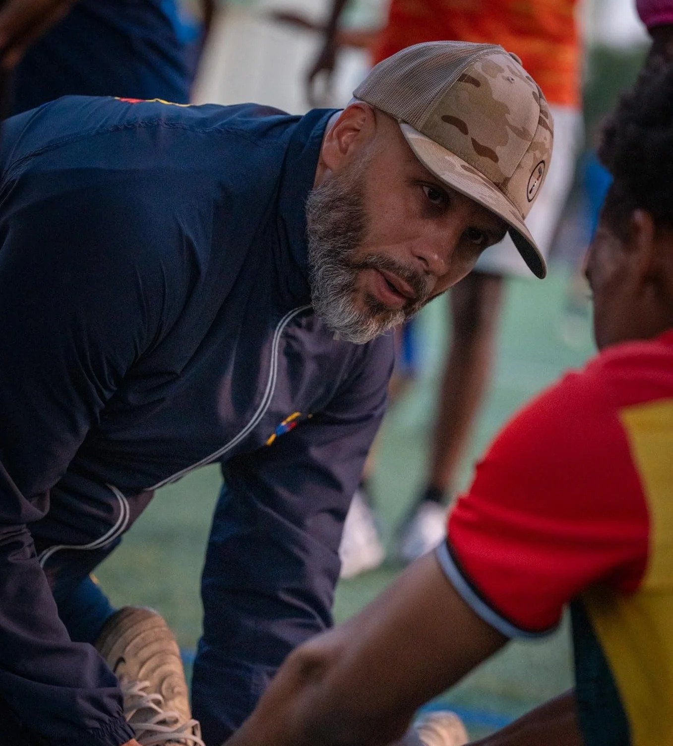 Kamel Ghanem aujourd'hui, fondateur de Mission Alpha, avec les jeunes